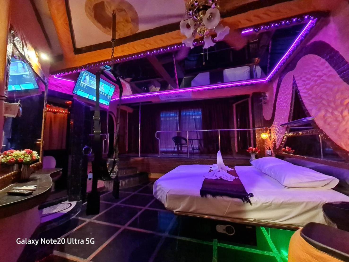 Hotel Penthouse Pattaya Exterior foto