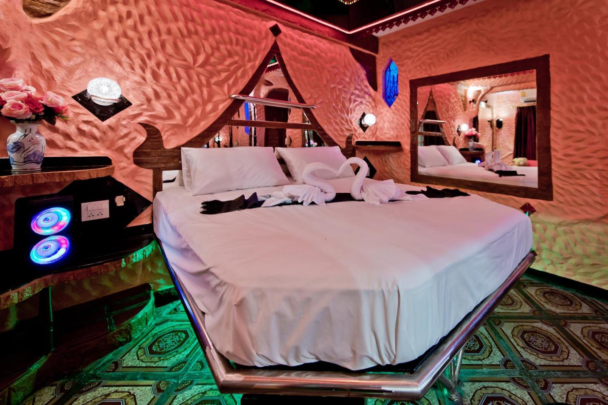 Hotel Penthouse Pattaya Exterior foto