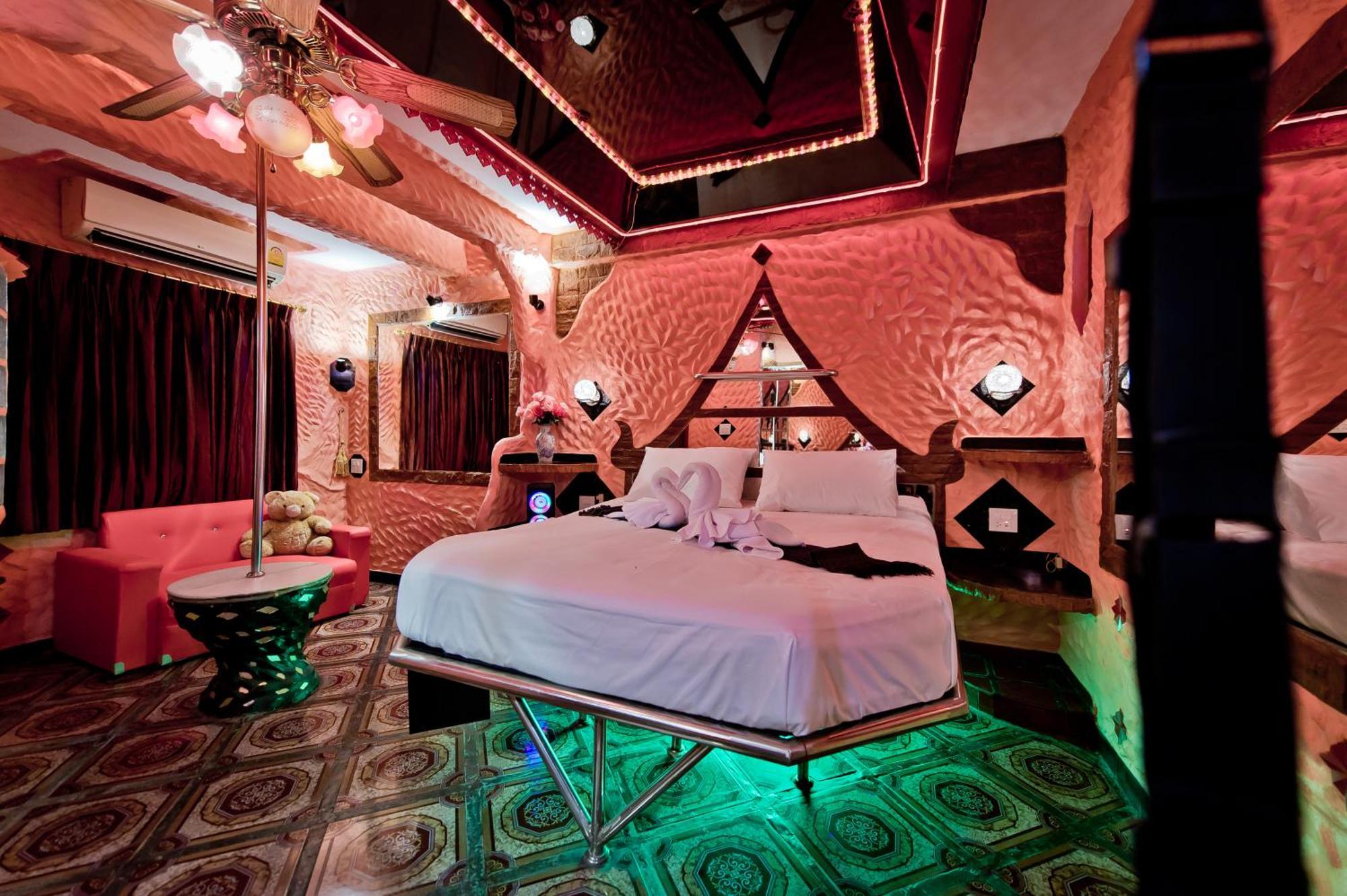 Hotel Penthouse Pattaya Exterior foto